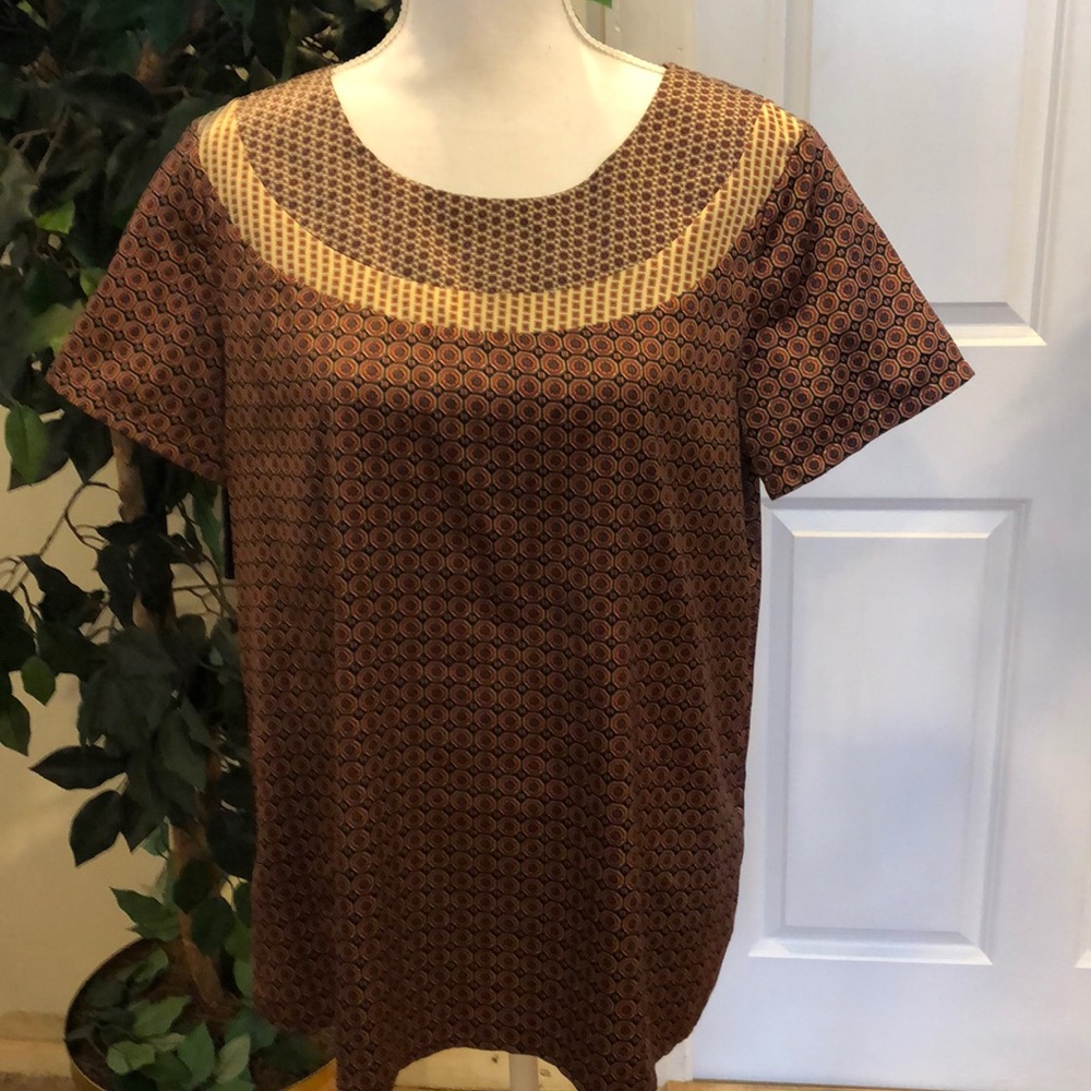 Limited blouse